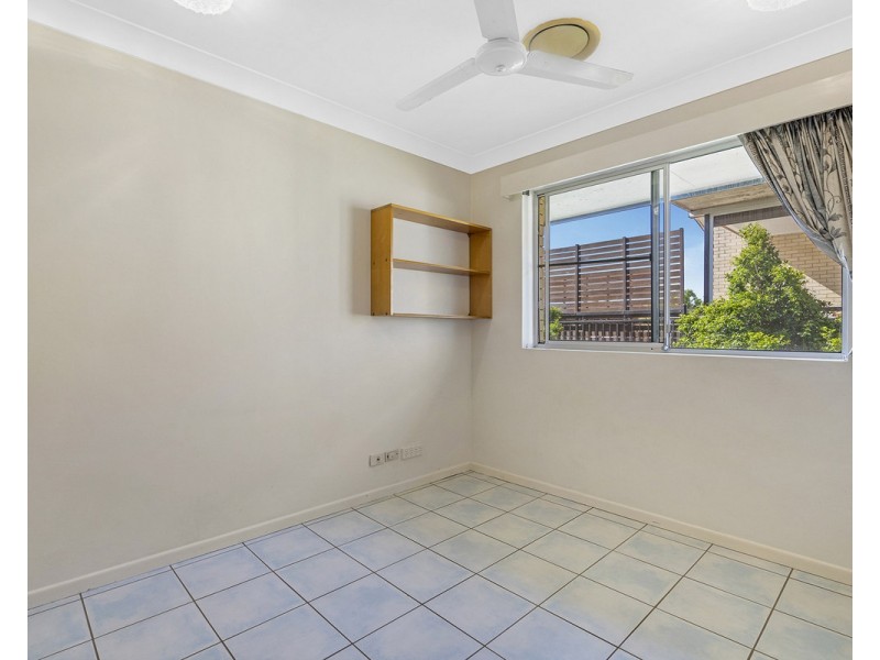 8 Hillhouse Street, Aspley QLD 4034