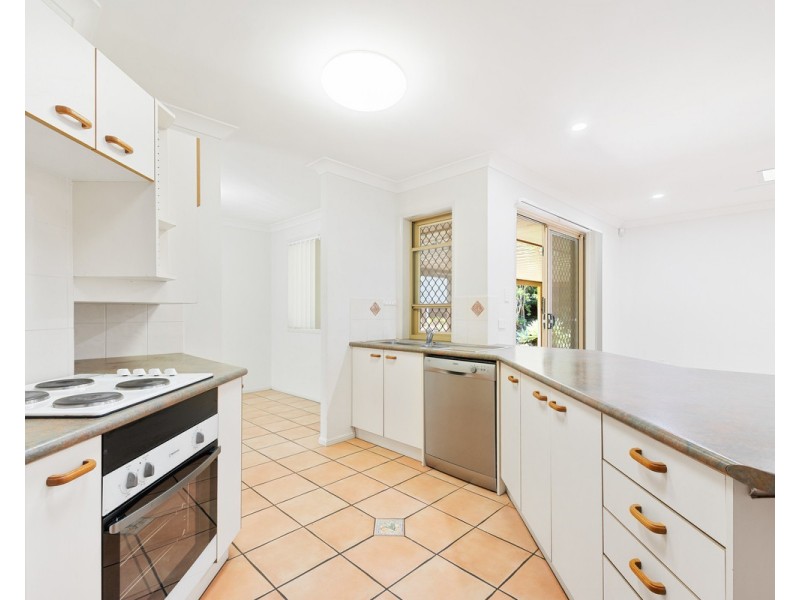 9 Stallone Circuit, Mcdowall QLD 4053