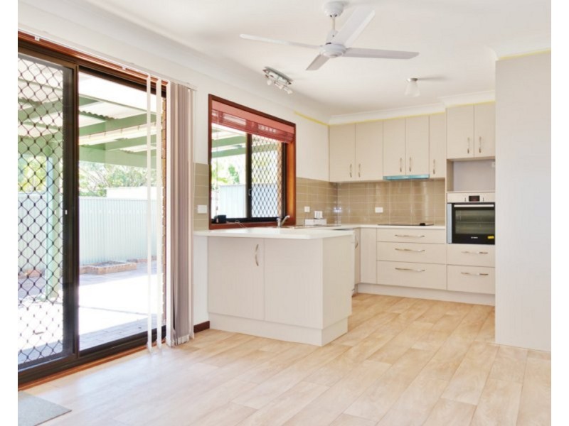 4 Jasmine Court, Fitzgibbon QLD 4018