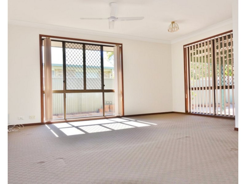 4 Jasmine Court, Fitzgibbon QLD 4018