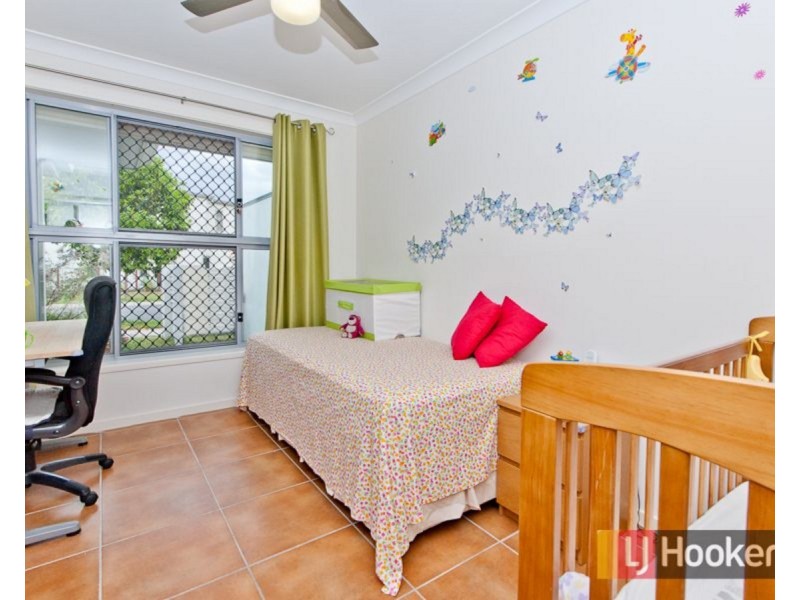 14 Hinchinbrook Avenue, Fitzgibbon QLD 4018