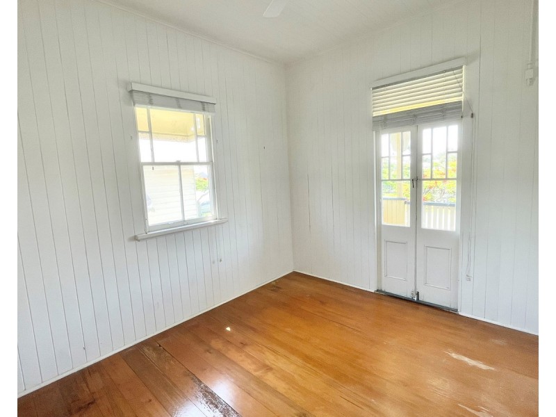 34 Cotton Street, Shorncliffe QLD 4017