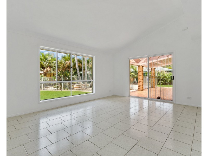 59 Wendon Way, Bridgeman Downs QLD 4035