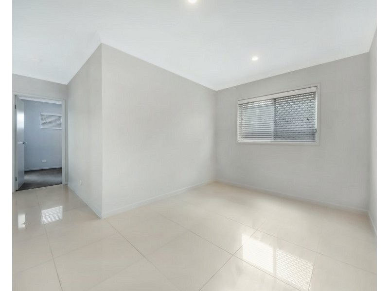 32 Carey Street, Warner QLD 4500