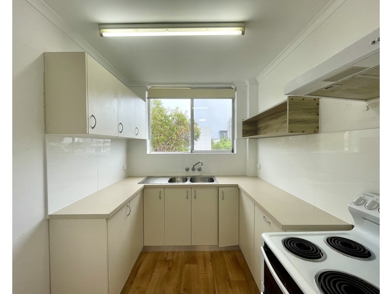 4/93 Wallace Street, Chermside QLD 4032