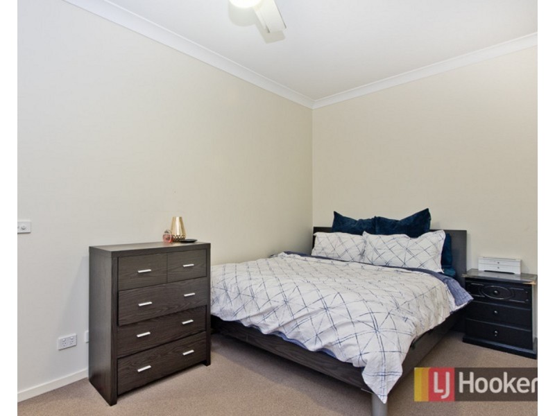 22 Blue Mountains Crescent, Fitzgibbon QLD 4018