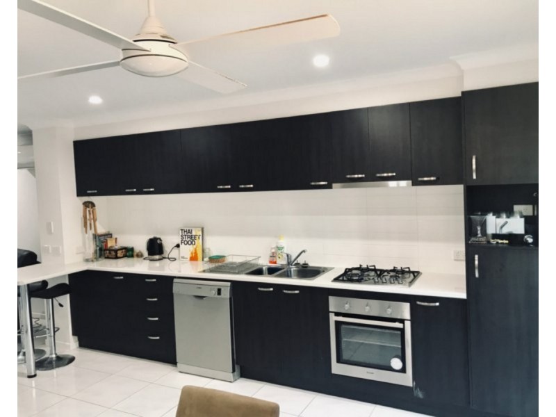 122 Carselgrove Avenue, Fitzgibbon QLD 4018