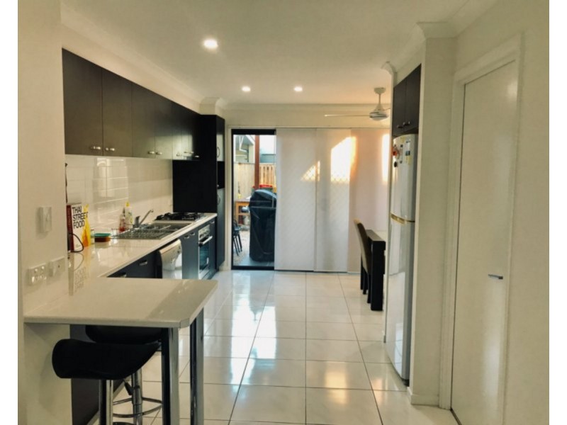 122 Carselgrove Avenue, Fitzgibbon QLD 4018