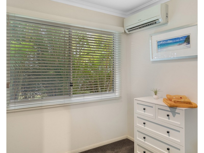2/27 Reinhold Crescent, Chermside QLD 4032