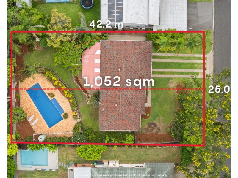 15 Lawrence Road, Chermside West QLD 4032