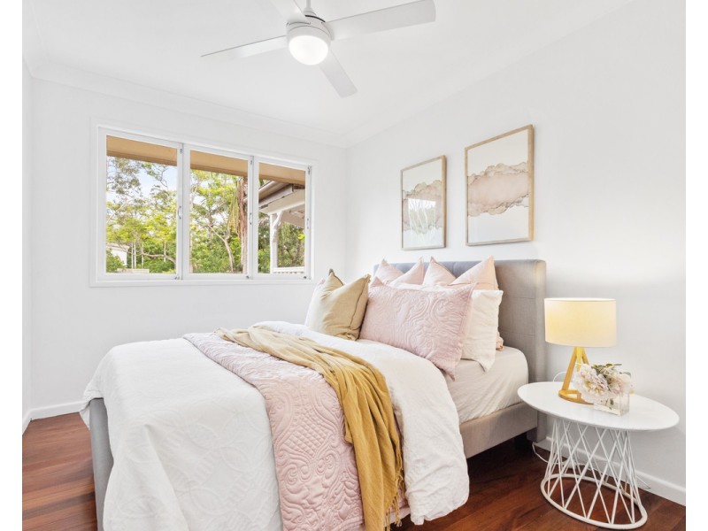 15 Lawrence Road, Chermside West QLD 4032