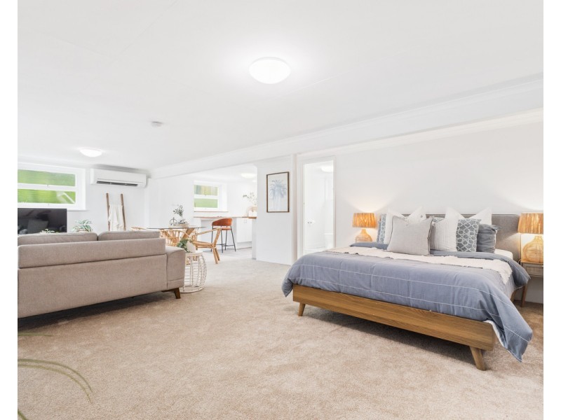 15 Lawrence Road, Chermside West QLD 4032