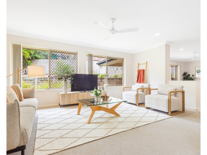 20 Carrington Place, Bridgeman Downs QLD 4035