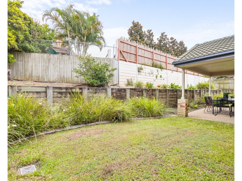 20 Carrington Place, Bridgeman Downs QLD 4035
