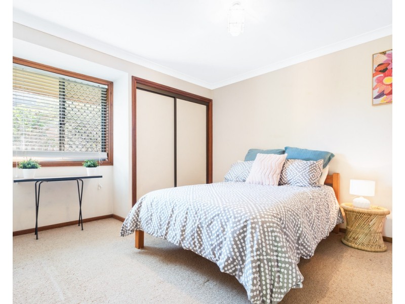 16 Dimboola Street, Bridgeman Downs QLD 4035