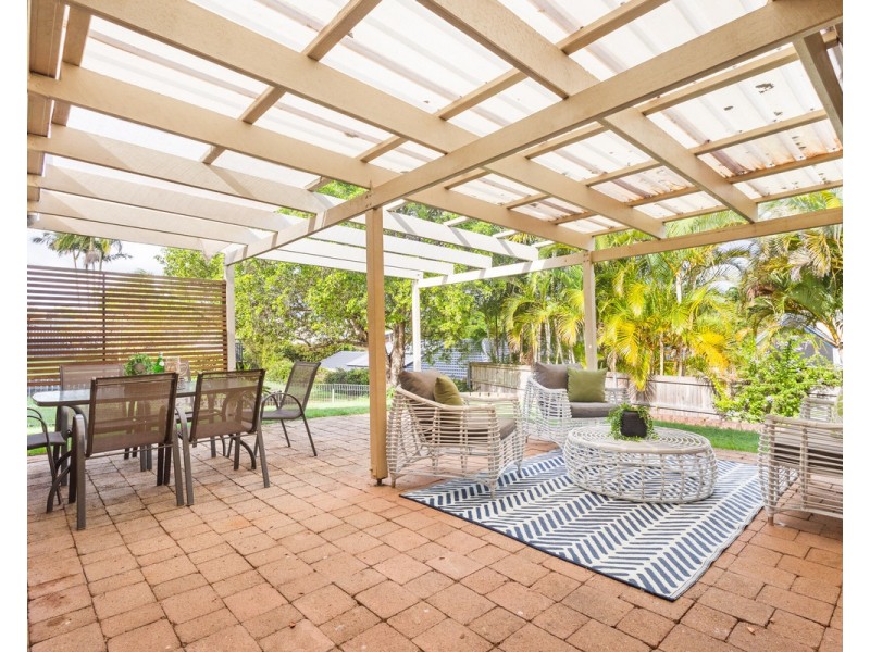 16 Dimboola Street, Bridgeman Downs QLD 4035