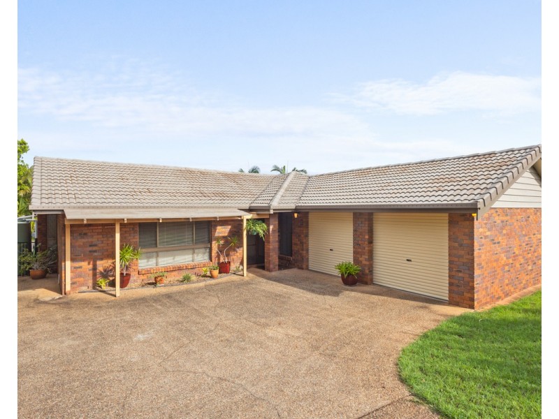 16 Dimboola Street, Bridgeman Downs QLD 4035