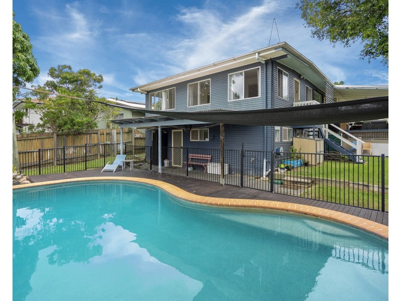 25 Eastbourne Street, Chermside West QLD 4032