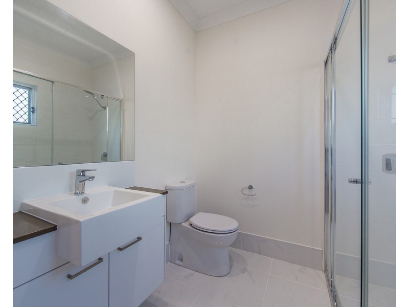 2/516 Rode Road, Chermside QLD 4032