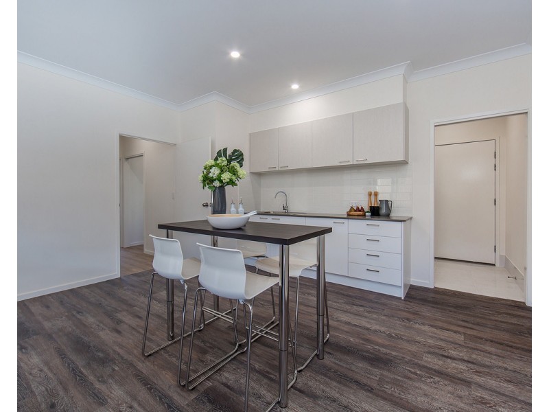 2/516 Rode Road, Chermside QLD 4032