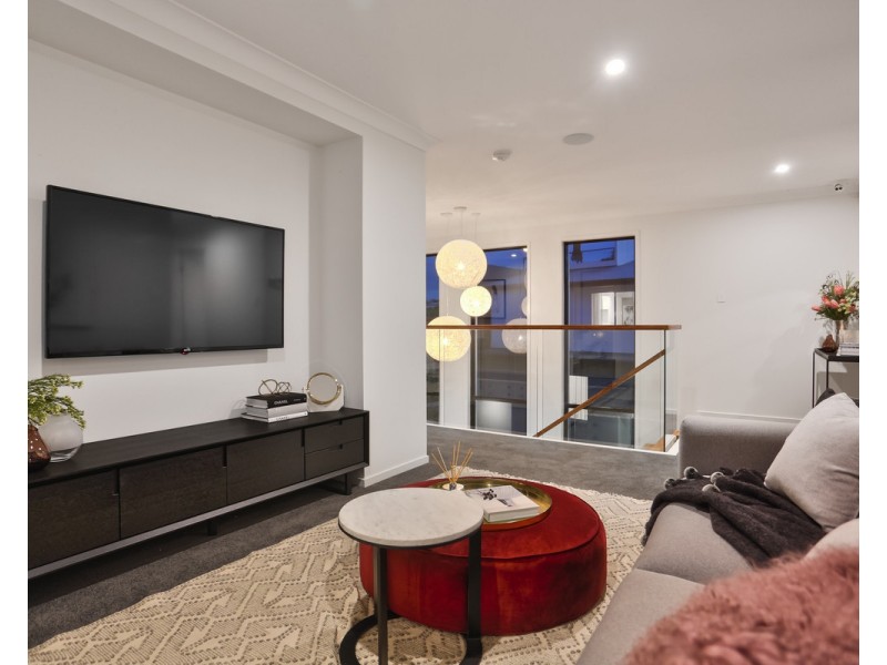 209 Canvey Street, Upper Kedron QLD 4055