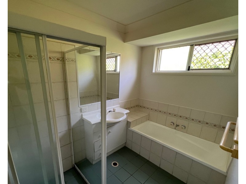 4 Jarrah Place, Fitzgibbon QLD 4018
