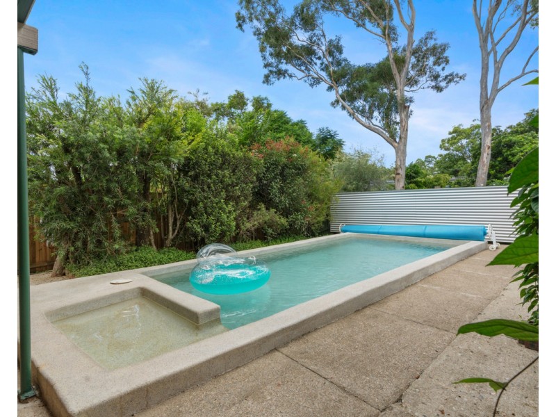 28 Backford Street, Chermside West QLD 4032