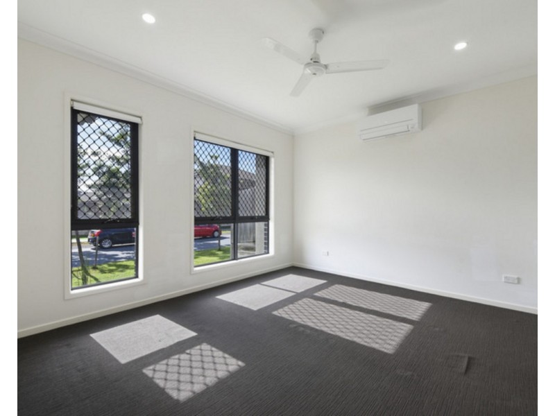 34 Jamie Street, Mango Hill QLD 4509