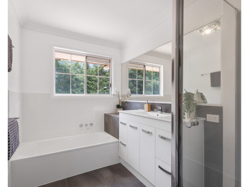 59 Wendon Way, Bridgeman Downs QLD 4035