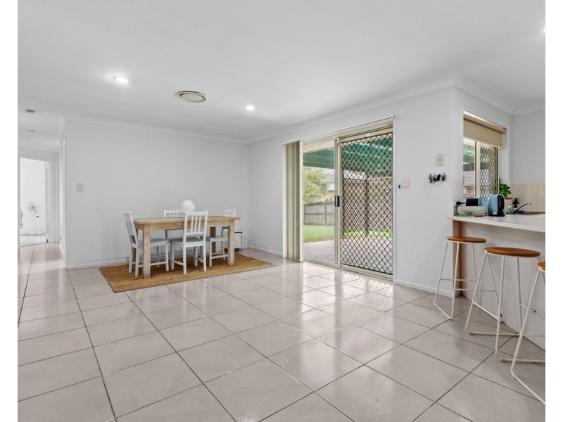 100 Albany Forest Drive, Albany Creek QLD 4035