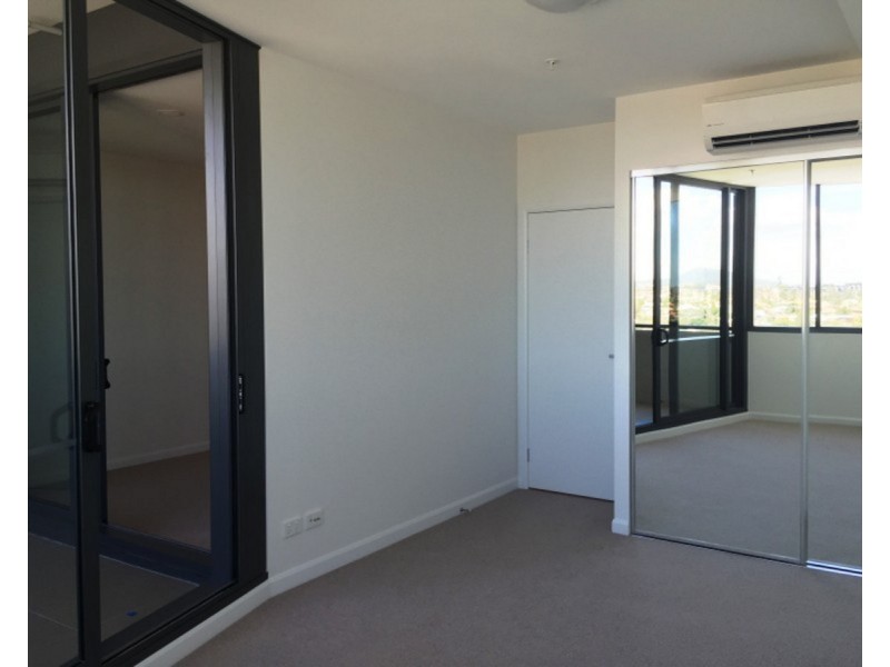 11708/26 Holdsworth Street, Coorparoo QLD 4151