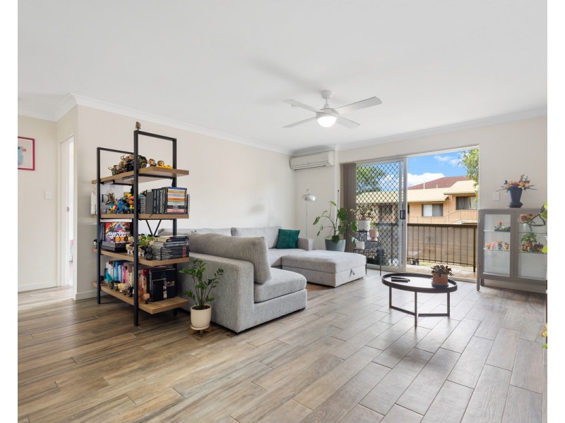 2/58 Norman Drive, Chermside QLD 4032