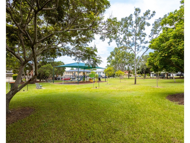 2/58 Norman Drive, Chermside QLD 4032