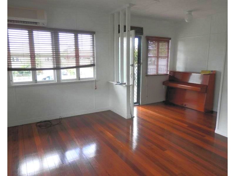 216 Hamilton Road, Wavell Heights QLD 4012