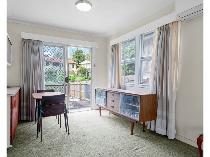 11 Tyrone Street, Chermside West QLD 4032