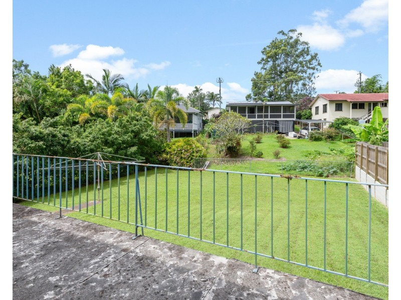 11 Tyrone Street, Chermside West QLD 4032