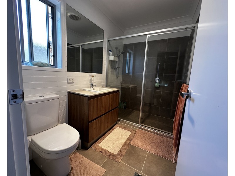 13 Monroe Crescent, Strathpine QLD 4500