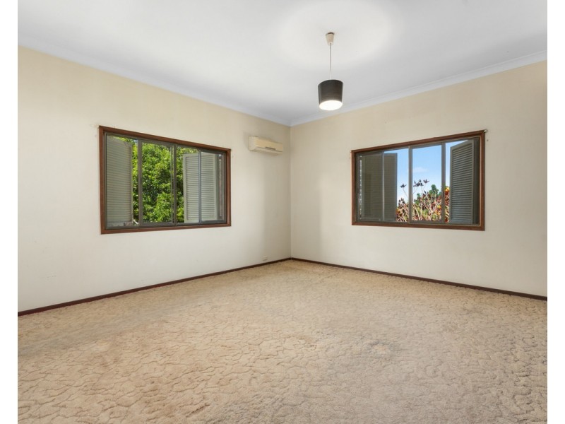 9 Ashley Road, Chermside West QLD 4032