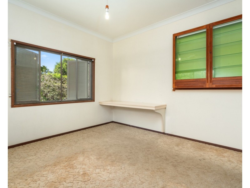 9 Ashley Road, Chermside West QLD 4032