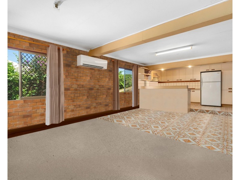 9 Ashley Road, Chermside West QLD 4032