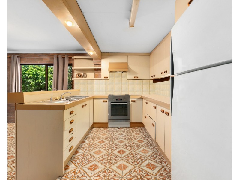 9 Ashley Road, Chermside West QLD 4032