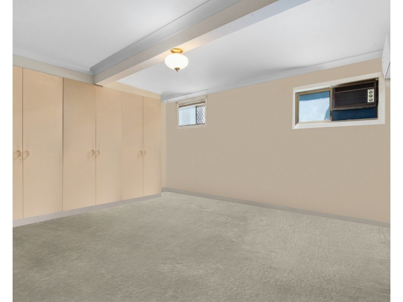 9 Ashley Road, Chermside West QLD 4032