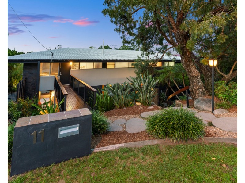 11 Ashley Road, Chermside West QLD 4032