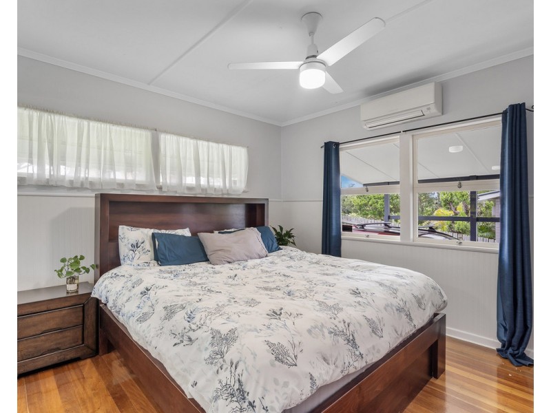 25 Eastbourne Street, Chermside West QLD 4032