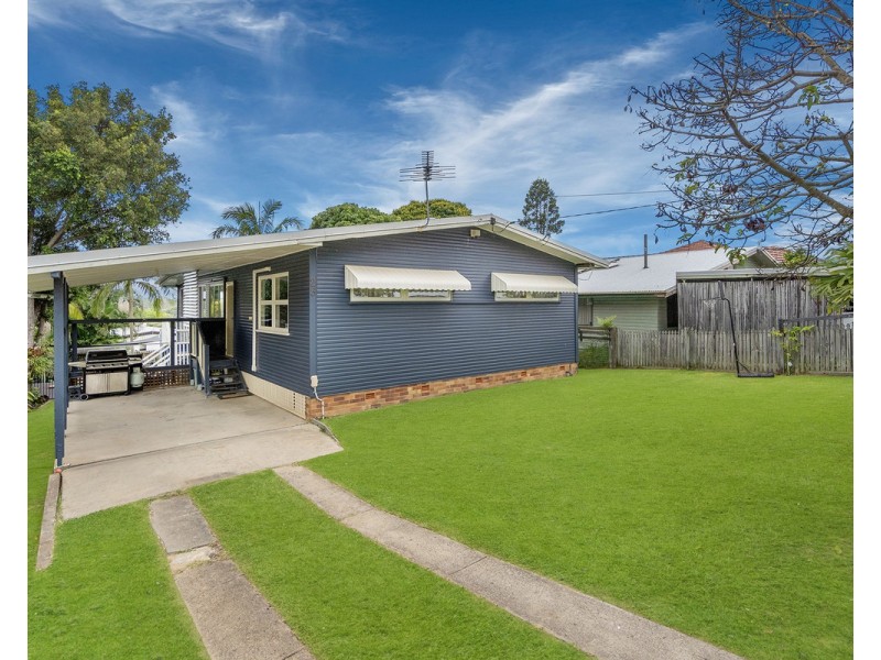 25 Eastbourne Street, Chermside West QLD 4032