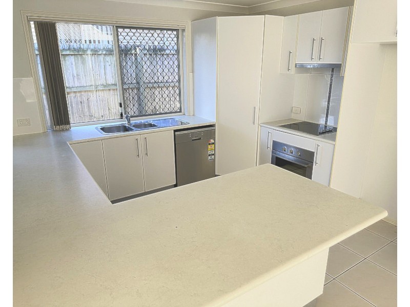 6A Olivine Court, Rothwell QLD 4022