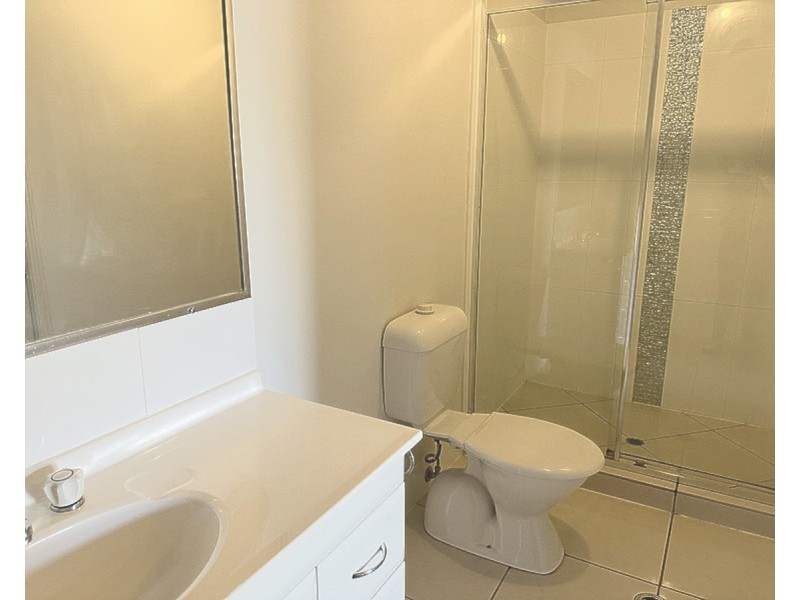 6A Olivine Court, Rothwell QLD 4022