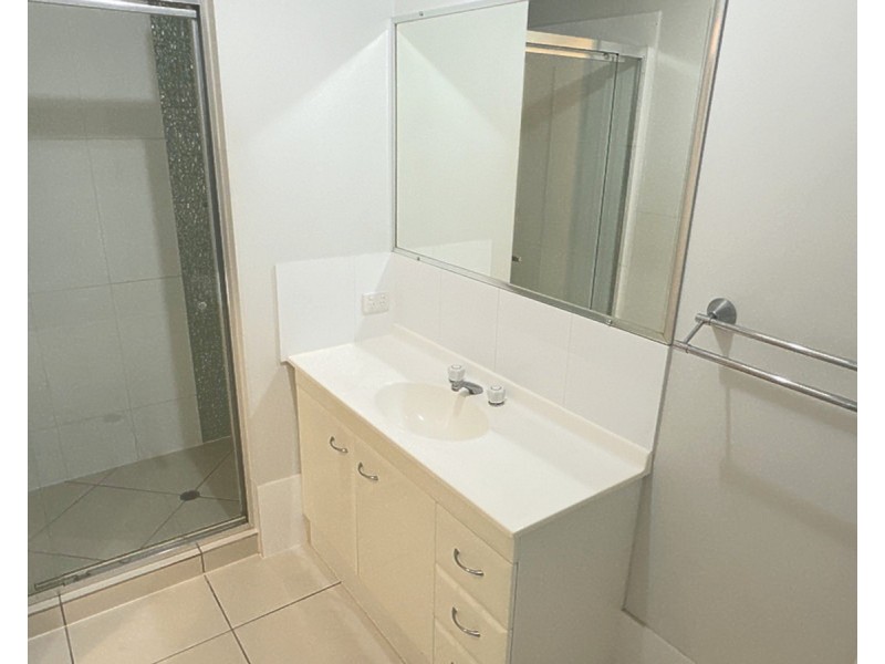 6A Olivine Court, Rothwell QLD 4022