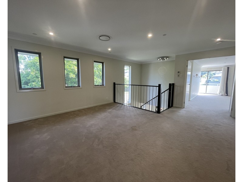 30 De Luchi Street, Carseldine QLD 4034