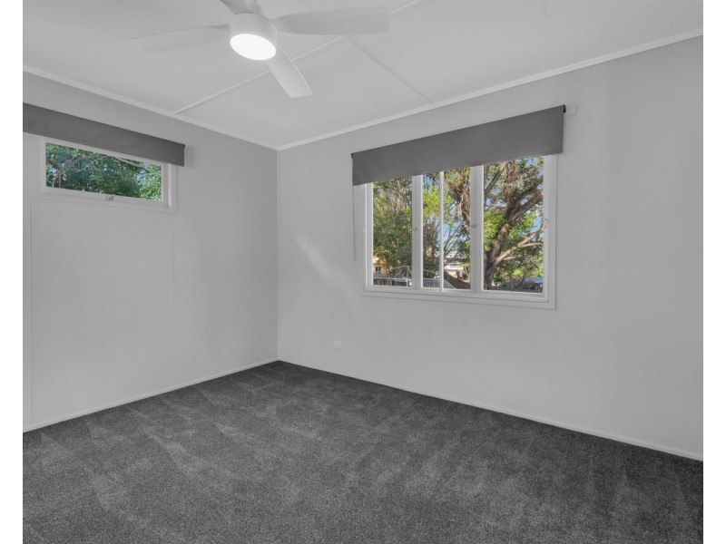 52 Kolora Crescent, Ferny Hills QLD 4055